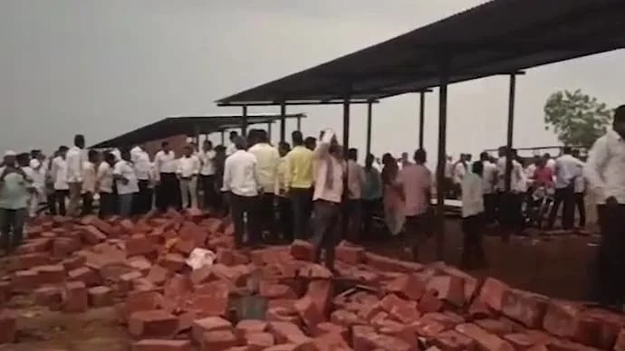 Heartbreaking Sangli Tragedy: Storm Topples Wall, 6 Devotees Killed